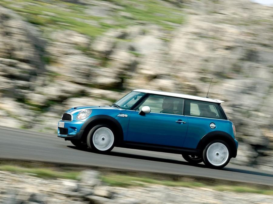  Mini Cooper S 2007 года  (фото 20 из 53)